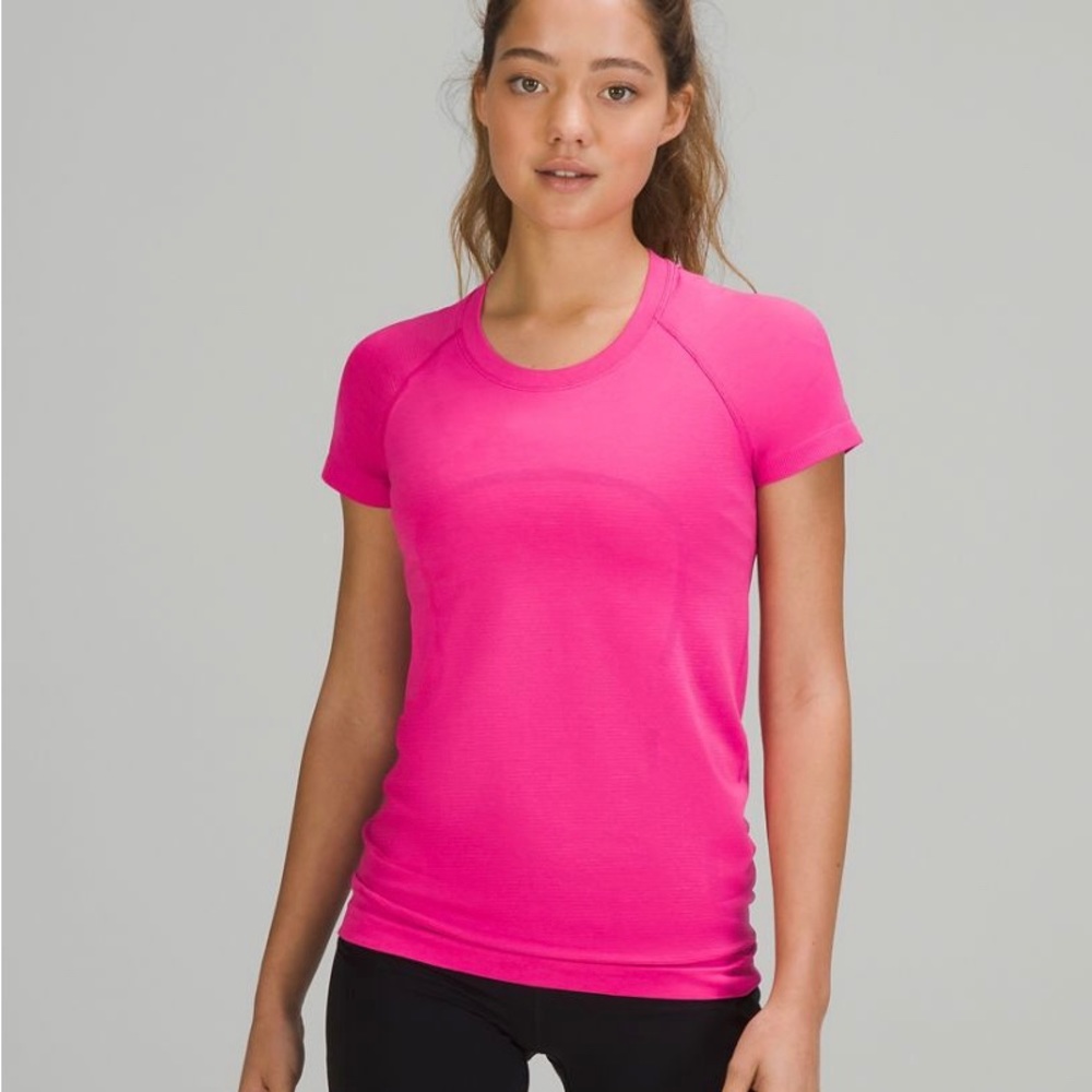 LuluLemon Sonic Pink Short-Sleeved Swiftly Tech